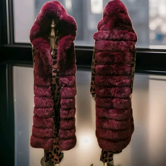 SOLD NWT Luxurious Burgandy Faux Fur Long Hooded Vest Sz M - Picture 2 of 16